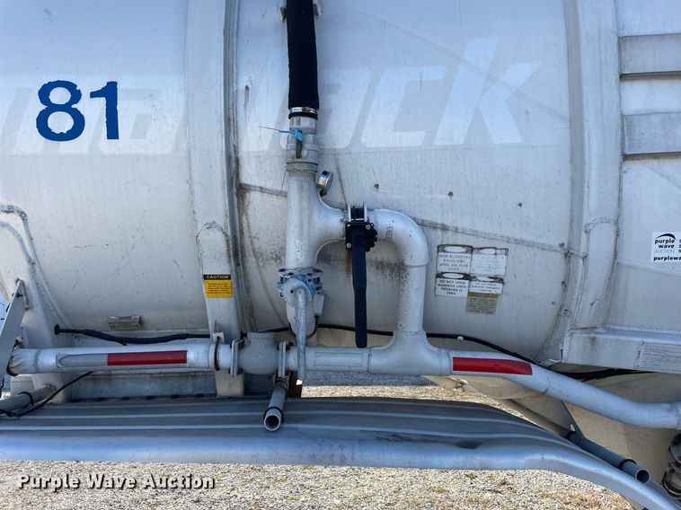 image for item DP0276 1979 Butler MFG  tank trailer