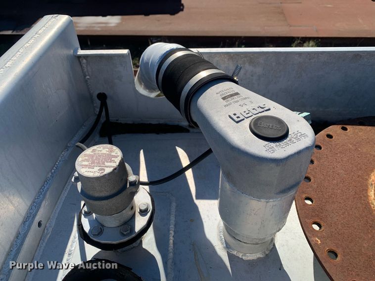 image for item DP8784 1988 VIM 307AL  tank trailer