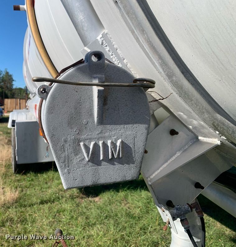 image for item DP8784 1988 VIM 307AL  tank trailer