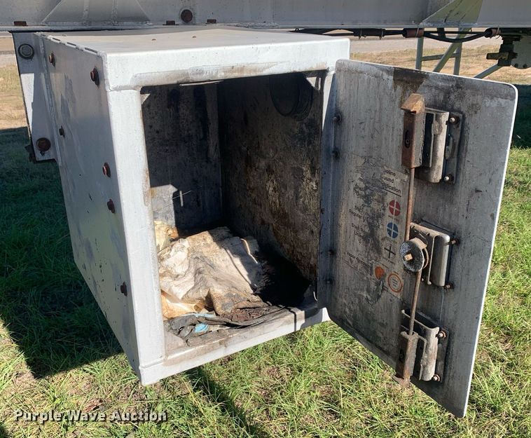 image for item DP8784 1988 VIM 307AL  tank trailer