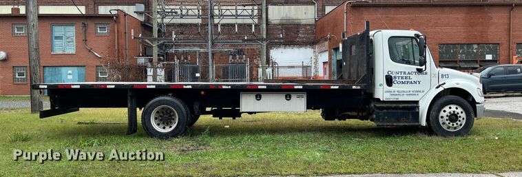 image for item DQ0938 2013 Freightliner Business Class M2  flatbed truck