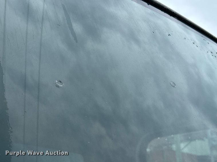 image for item DQ0938 2013 Freightliner Business Class M2  flatbed truck