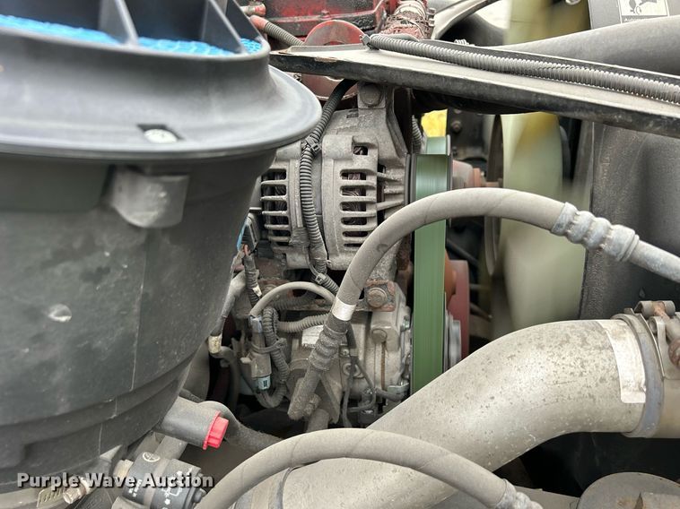 image for item DQ0938 2013 Freightliner Business Class M2  flatbed truck