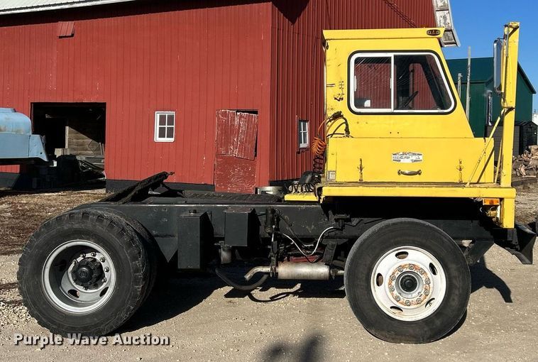 image for item DQ1074 Ottawa YT30  yard truck