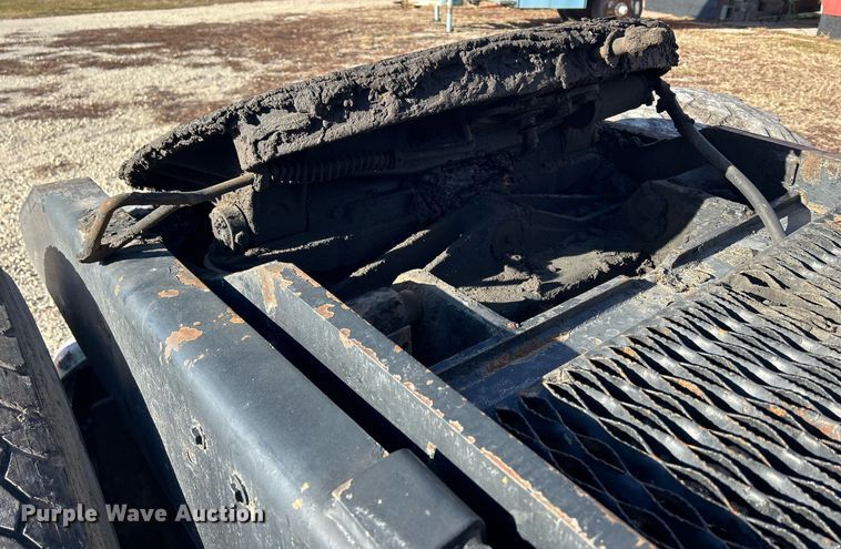 image for item DQ1074 Ottawa YT30  yard truck