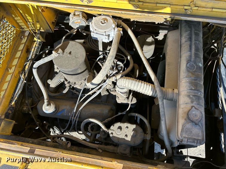 image for item DQ1074 Ottawa YT30  yard truck