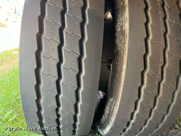 image for item DQ2315 2003 Trail King TK70HT drop deck equipment trailer