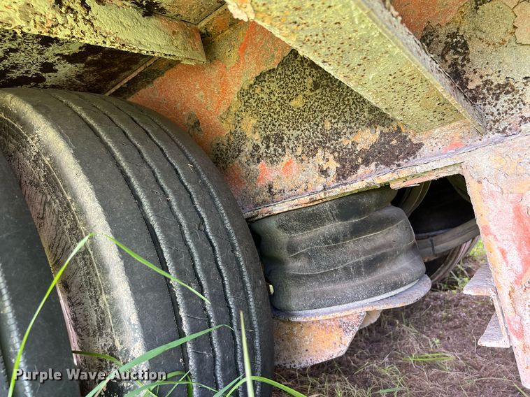 image for item DQ2315 2003 Trail King TK70HT drop deck equipment trailer