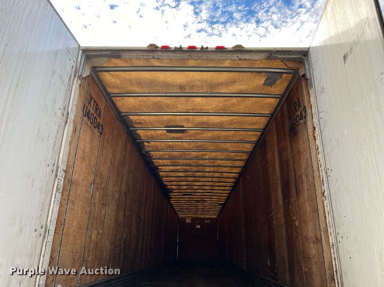 image for item DQ2342 2004 Great Dane 7-11TP-SA  dry van trailer