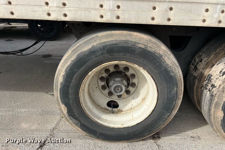 image for item DQ2342 2004 Great Dane 7-11TP-SA  dry van trailer