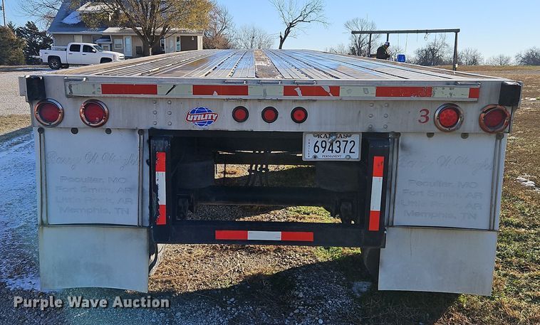 image for item LB9623 2007 Utility FS2CHA  flatbed trailer