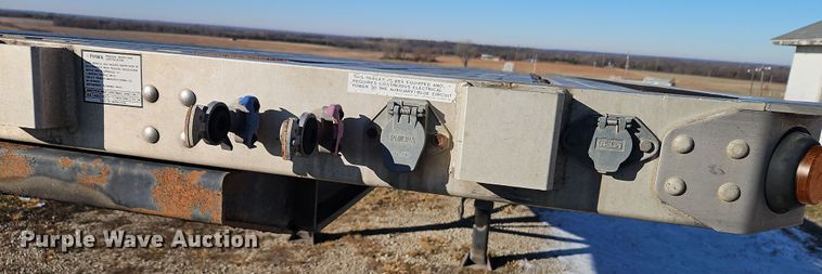 image for item LB9623 2007 Utility FS2CHA  flatbed trailer