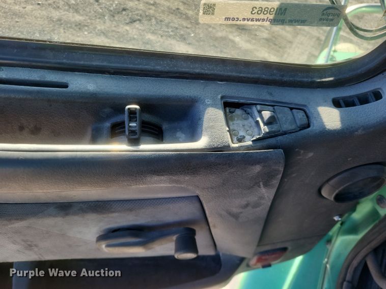 image for item MI9863 2006 Volvo VN Series  semi truck