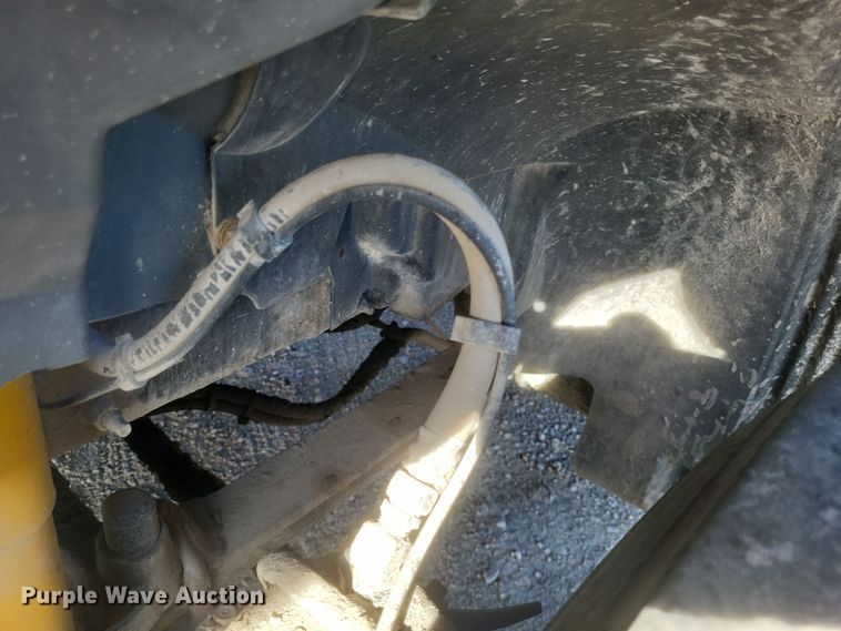 image for item MI9863 2006 Volvo VN Series  semi truck