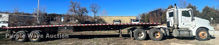 image for item NN9325 2007 International 9200i  semi truck