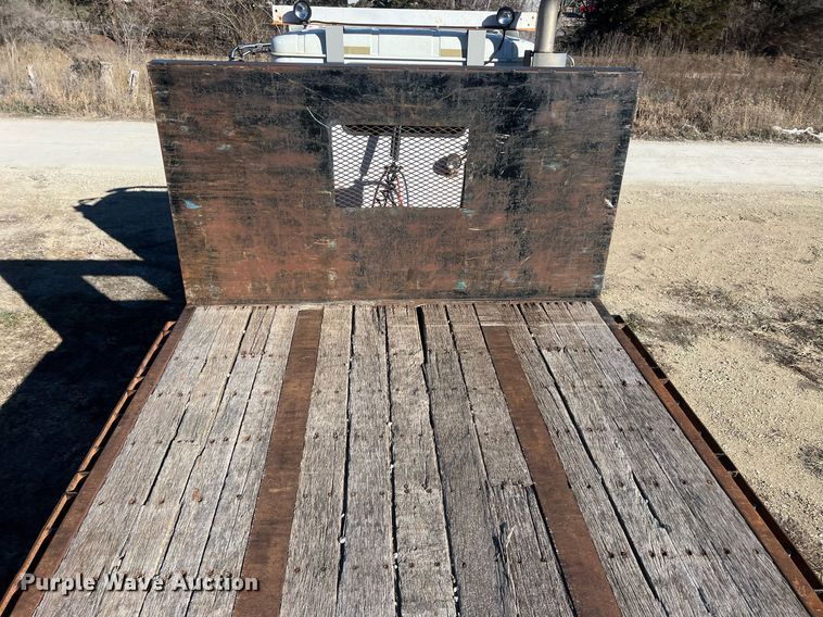 image for item NN9325 2007 International 9200i  semi truck