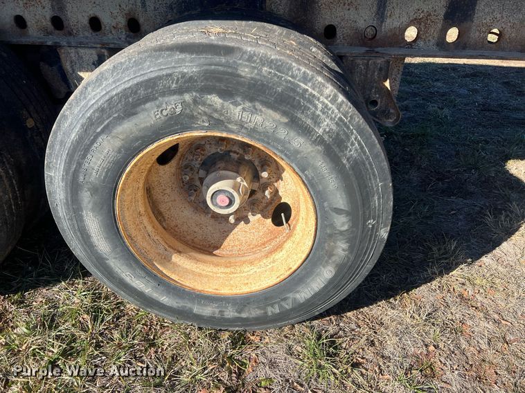 image for item NN9325 2007 International 9200i  semi truck