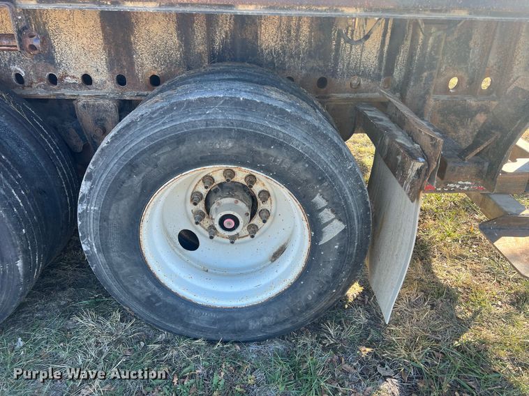 image for item NN9325 2007 International 9200i  semi truck