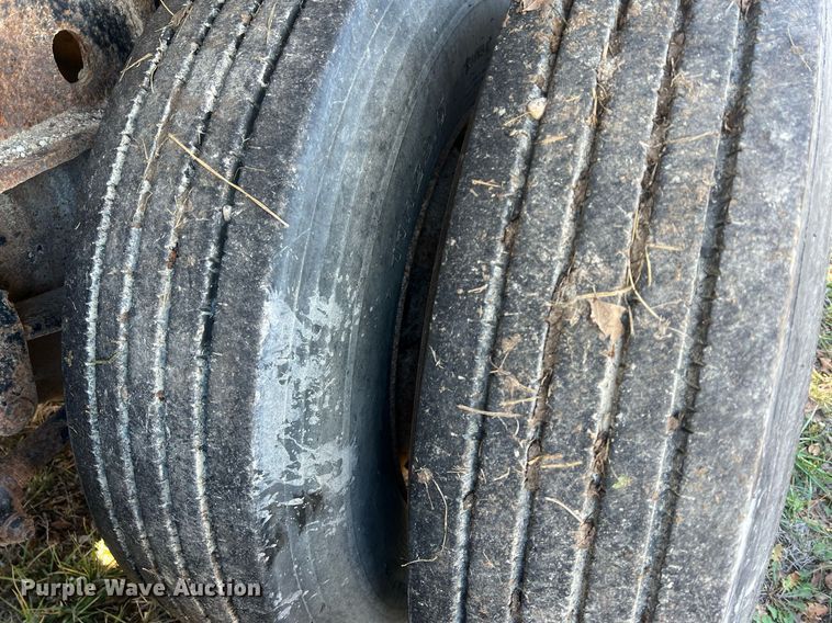 image for item NN9325 2007 International 9200i  semi truck