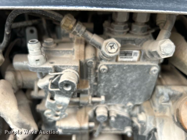 image for item OM9198 2019 Peterbilt 579  semi truck