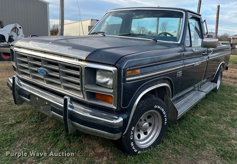 image for item DJ6432 1985 Ford F150  pickup truck