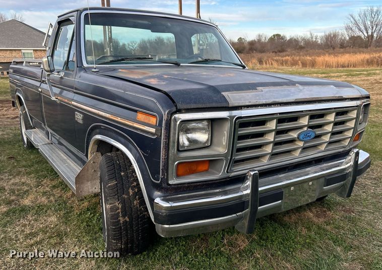 image for item DJ6432 1985 Ford F150  pickup truck