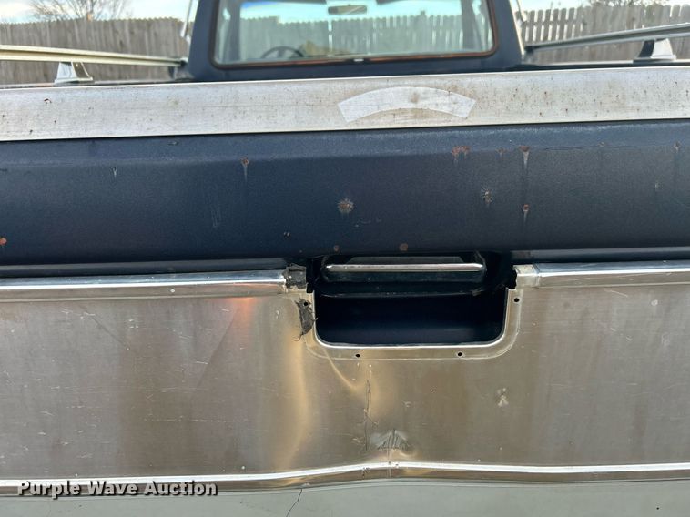 image for item DJ6432 1985 Ford F150  pickup truck