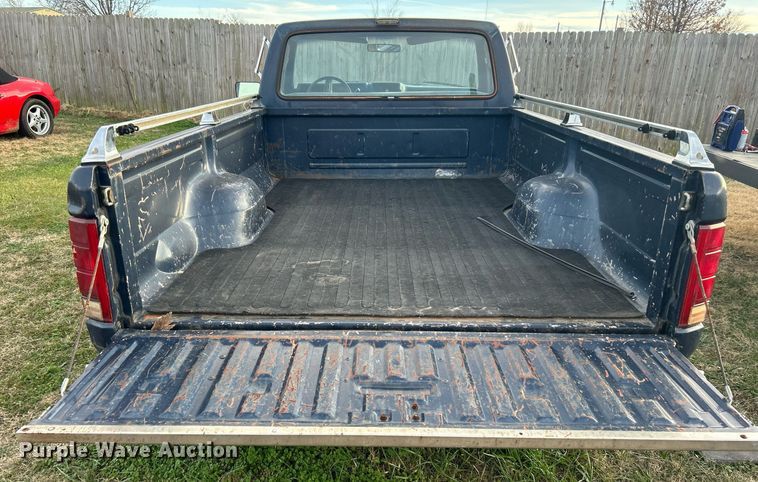 image for item DJ6432 1985 Ford F150  pickup truck