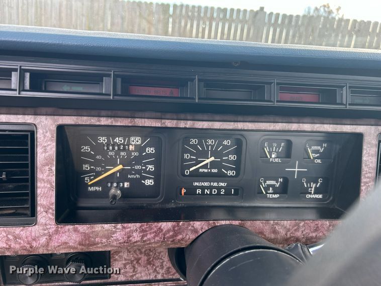 image for item DJ6432 1985 Ford F150  pickup truck