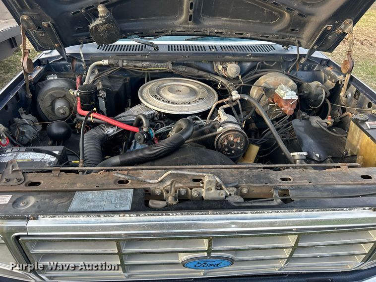 image for item DJ6432 1985 Ford F150  pickup truck