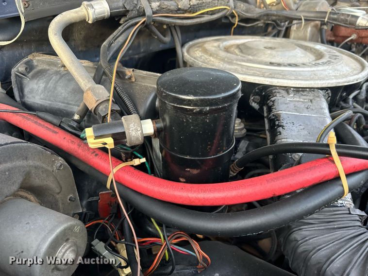 image for item DJ6432 1985 Ford F150  pickup truck