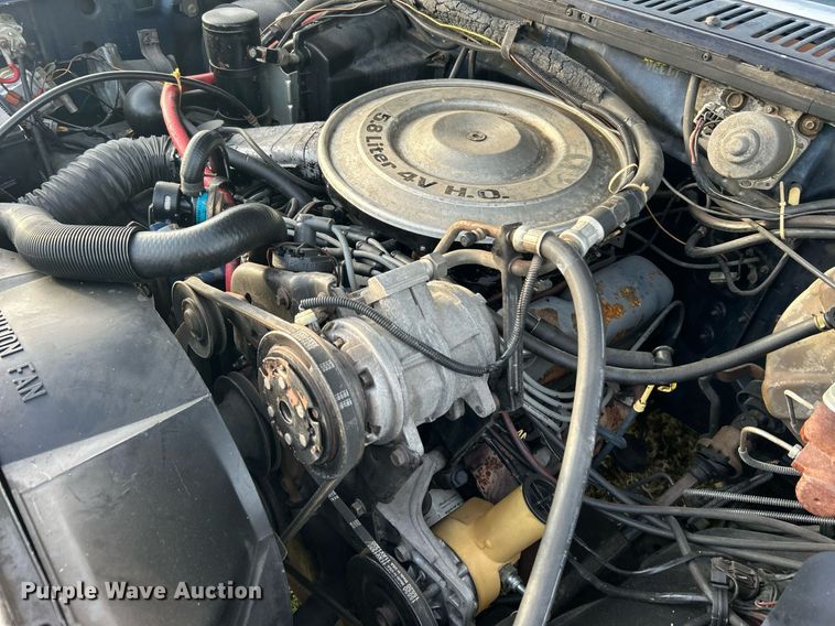 image for item DJ6432 1985 Ford F150  pickup truck