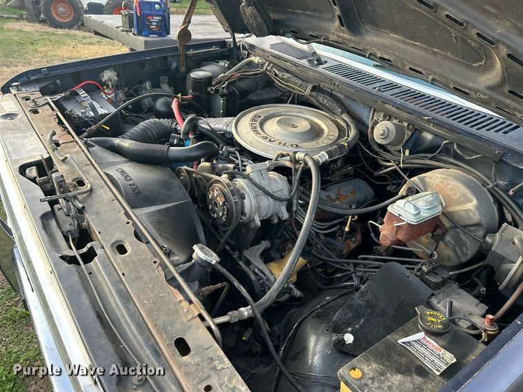 image for item DJ6432 1985 Ford F150  pickup truck