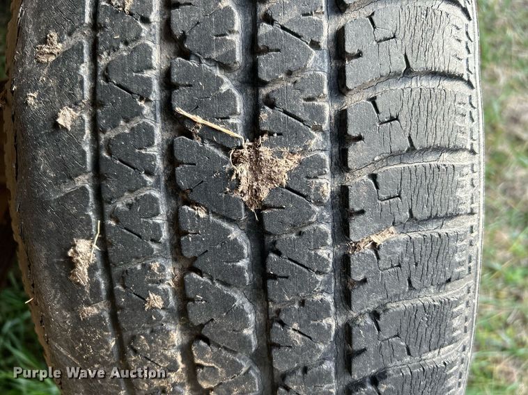 image for item DJ6432 1985 Ford F150  pickup truck