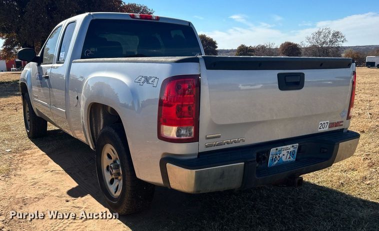 image for item DJ6483 2012 GMC Sierra 1500  Ext. Cab pickup truck