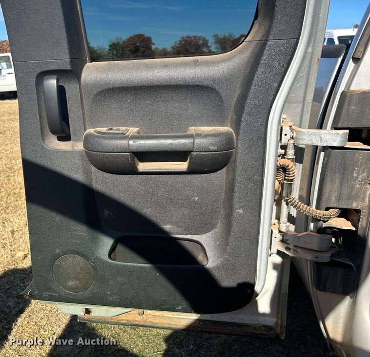 image for item DJ6483 2012 GMC Sierra 1500  Ext. Cab pickup truck