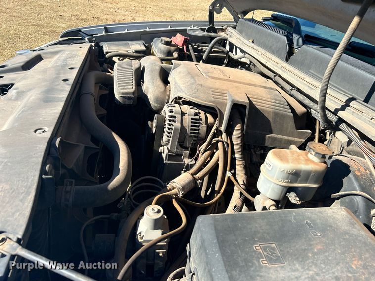 image for item DJ6483 2012 GMC Sierra 1500  Ext. Cab pickup truck