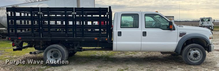 image for item DP2181 2008 Ford F550 Super Duty Crew Cab XL  Crew Cab flatbed pickup truck