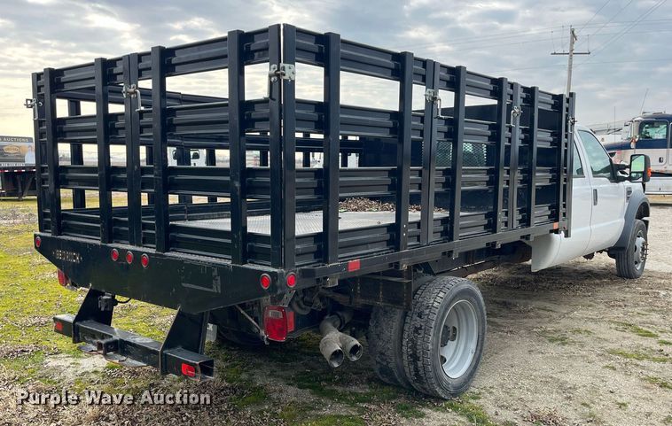 image for item DP2181 2008 Ford F550 Super Duty Crew Cab XL  Crew Cab flatbed pickup truck