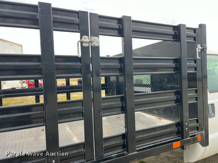 image for item DP2181 2008 Ford F550 Super Duty Crew Cab XL  Crew Cab flatbed pickup truck