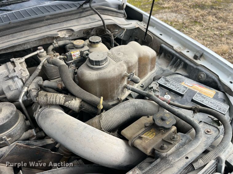 image for item DP2181 2008 Ford F550 Super Duty Crew Cab XL  Crew Cab flatbed pickup truck