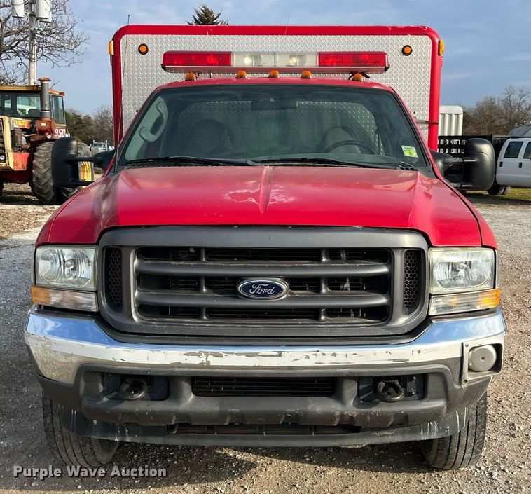 image for item DP2183 2003 Ford F550 Super Duty XL  rescue vehicle