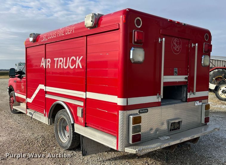 image for item DP2183 2003 Ford F550 Super Duty XL  rescue vehicle