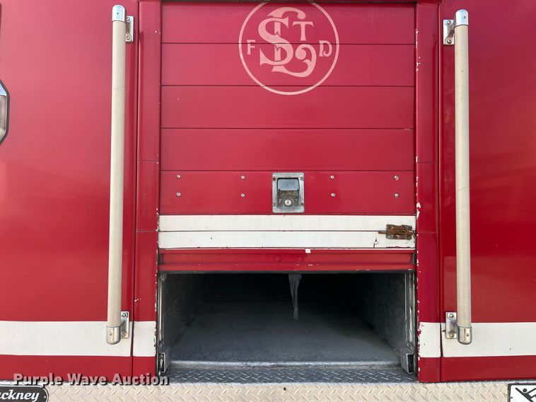 image for item DP2183 2003 Ford F550 Super Duty XL  rescue vehicle