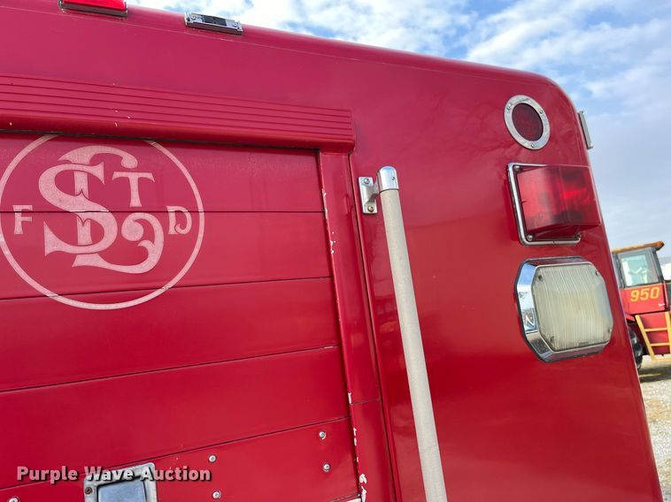 image for item DP2183 2003 Ford F550 Super Duty XL  rescue vehicle