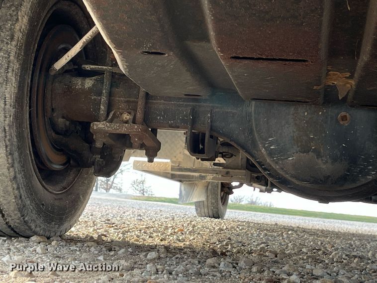 image for item DP2183 2003 Ford F550 Super Duty XL  rescue vehicle