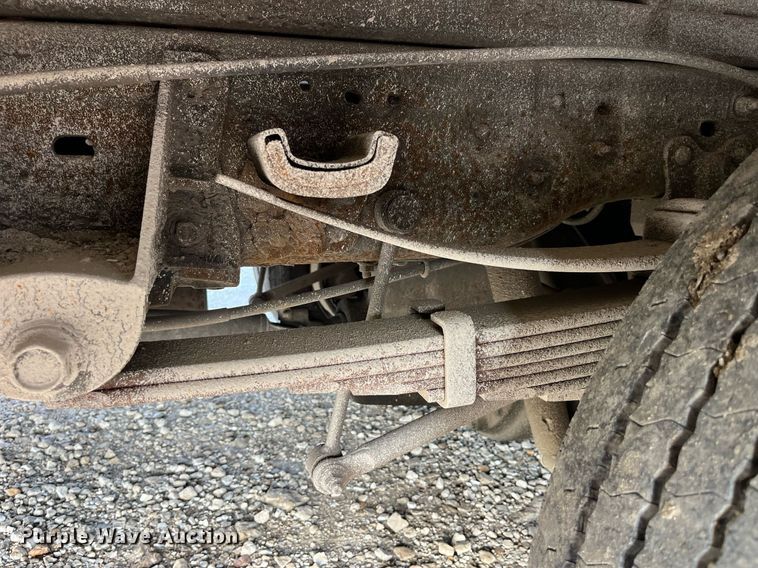 image for item DP2183 2003 Ford F550 Super Duty XL  rescue vehicle