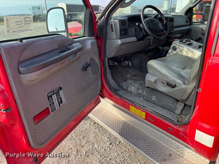 image for item DP2183 2003 Ford F550 Super Duty XL  rescue vehicle