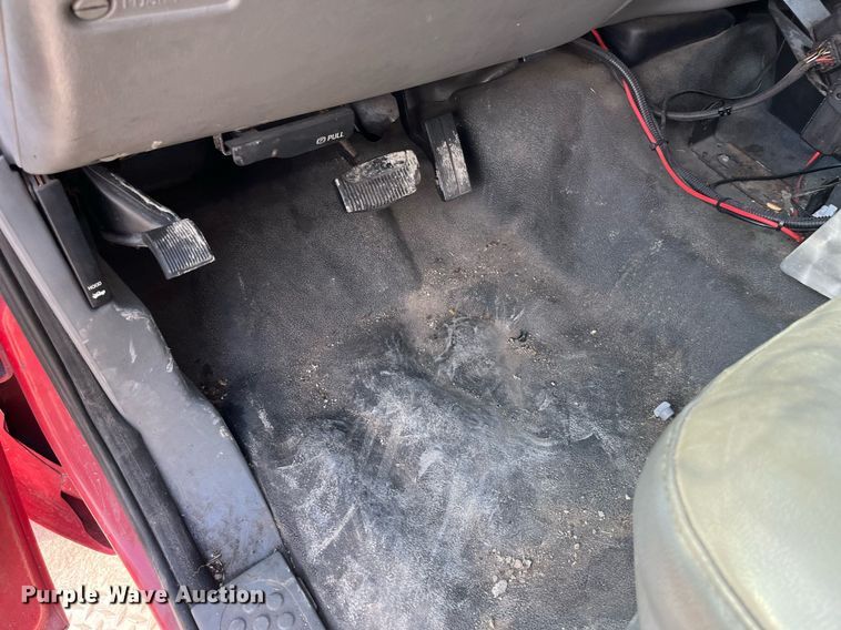 image for item DP2183 2003 Ford F550 Super Duty XL  rescue vehicle