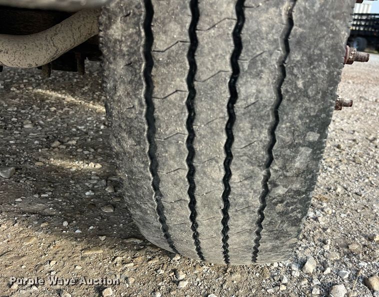 image for item DP2183 2003 Ford F550 Super Duty XL  rescue vehicle